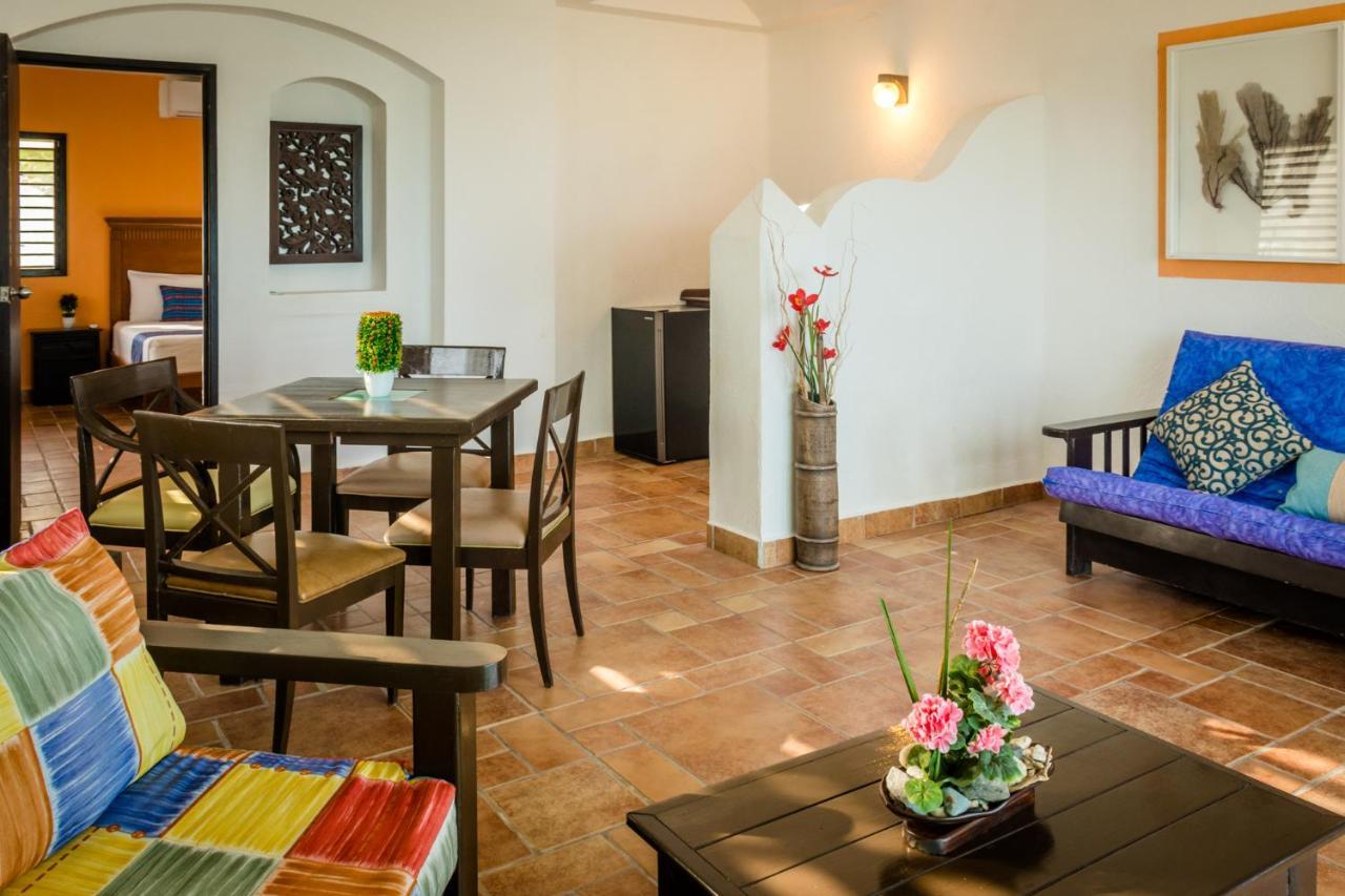 Caleta Tankah Hotel Тулум Екстериор снимка